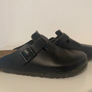 Birkenstock Boston Black Leather CLogs Size 39